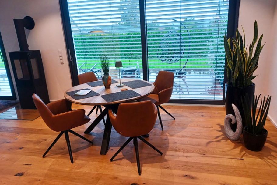 Wohnzimmer Tisch